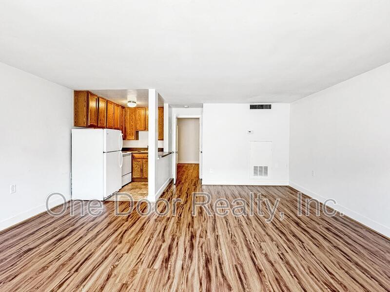 $1745 / 1 br / 1 ba / 585 sqft property image