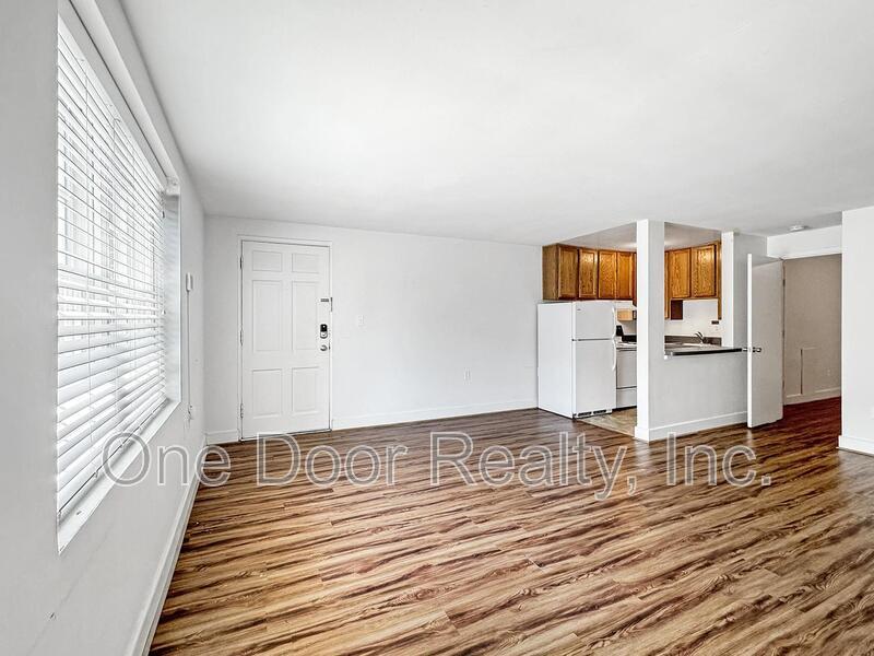 $1745 / 1 br / 1 ba / 585 sqft property image