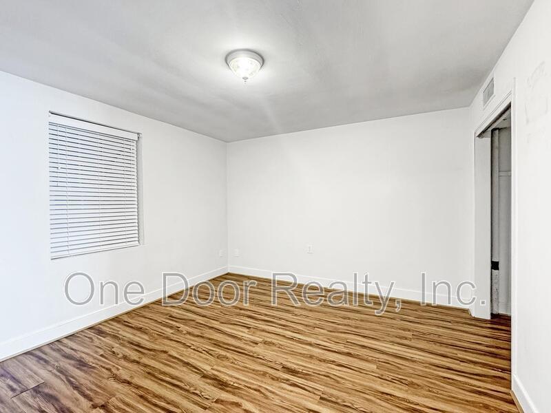 $1745 / 1 br / 1 ba / 585 sqft property image