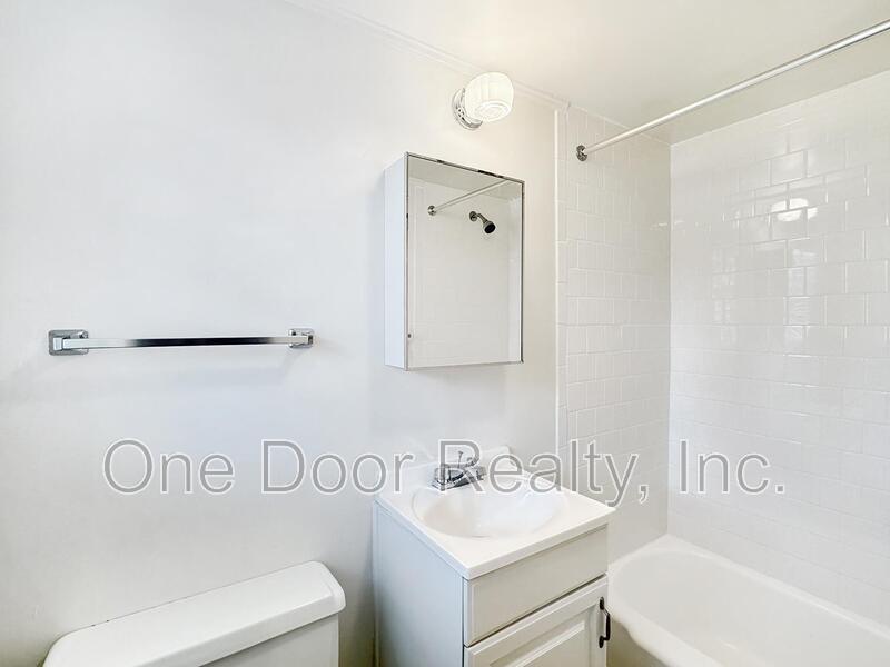 King & Queen Apartments property image