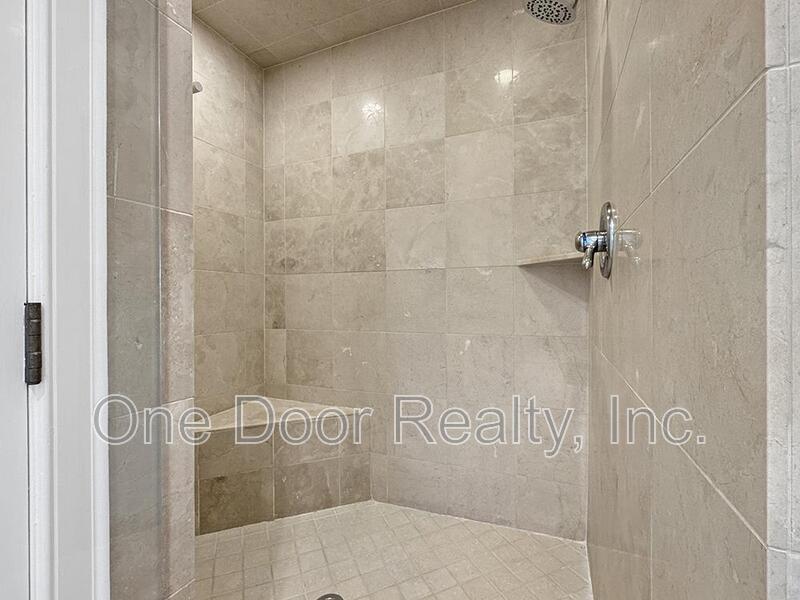 $4950 / 5 BR / 4.5 BA / 4704 sqft property image