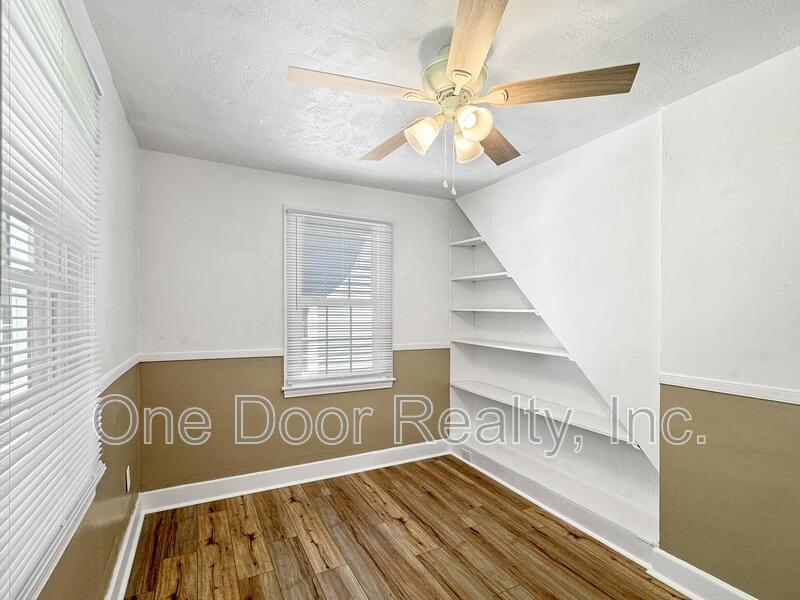 $2,950 / 3 BR / 1 BA property image
