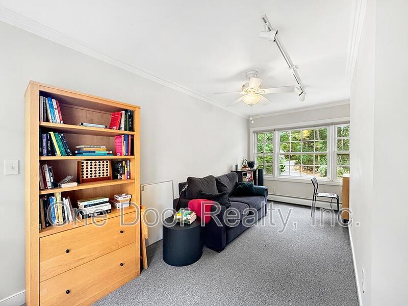 $3,500 / 3 BR / 2 BA / 1,880 sqft property image