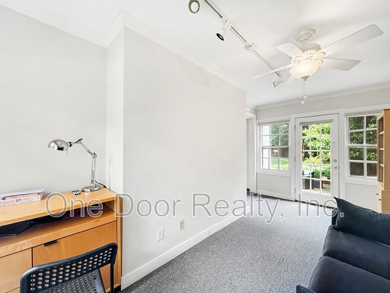 $3,500 / 3 BR / 2 BA / 1,880 sqft property image