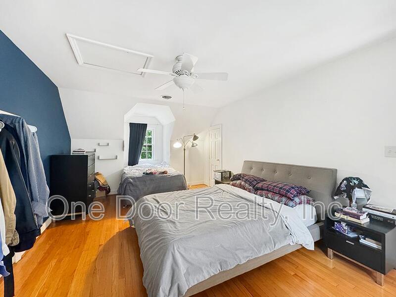 $3,500 / 3 BR / 2 BA / 1,880 sqft property image