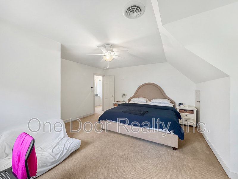 $3,500 / 3 BR / 2 BA / 1,880 sqft property image