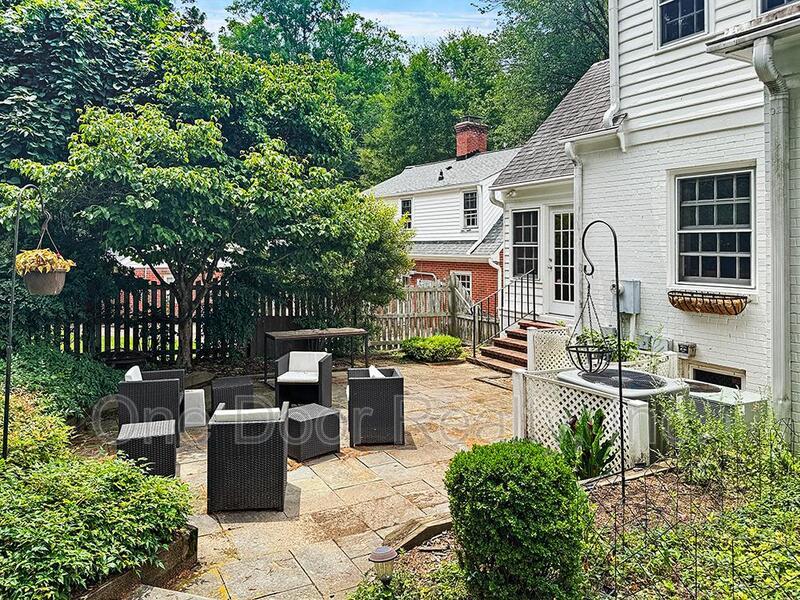 $3,500 / 3 BR / 2 BA / 1,880 sqft property image