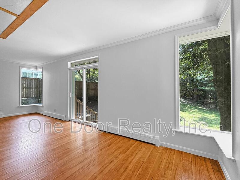 $3,800 / 4 BR / 2 BA / 2,639 sqft property image