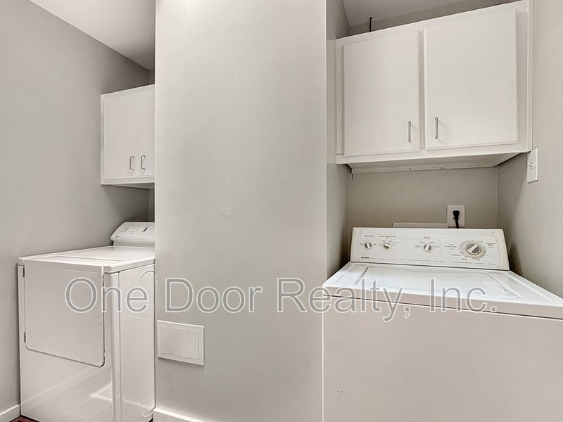 $4,200 / 3 BR / 3 BA / 2,143 sqft property image