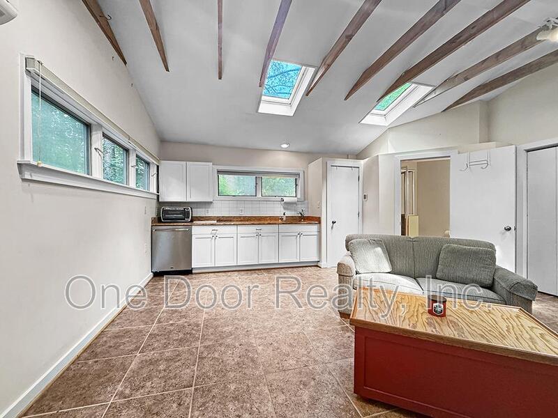$4,200 / 3 BR / 3 BA / 2,143 sqft property image