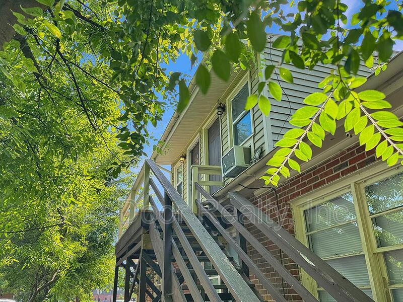 NOW ONLY $1600 / 2 BR / 2 BA / 900 Sq Ft property image