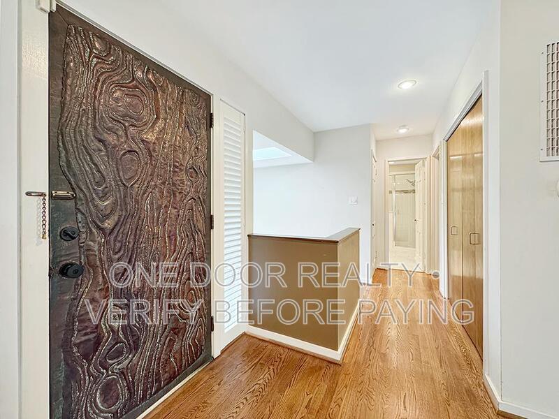 Private Rooms Near William & Mary | Individual or Group Leasing property image