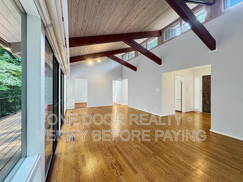 Private Rooms Near William & Mary | Individual or Group Leasing property image