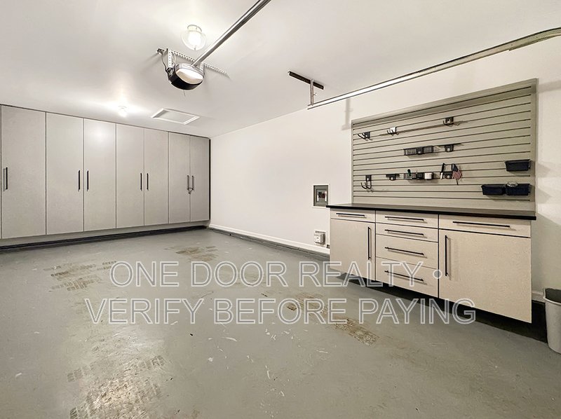 Private Rooms Near William & Mary | Individual or Group Leasing property image