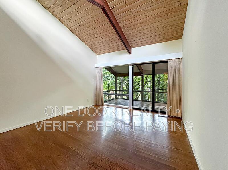 Private Rooms Near William & Mary | Individual or Group Leasing property image