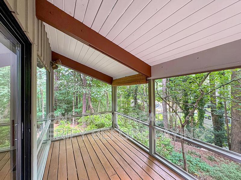 Private Rooms Near William & Mary | Individual or Group Leasing property image