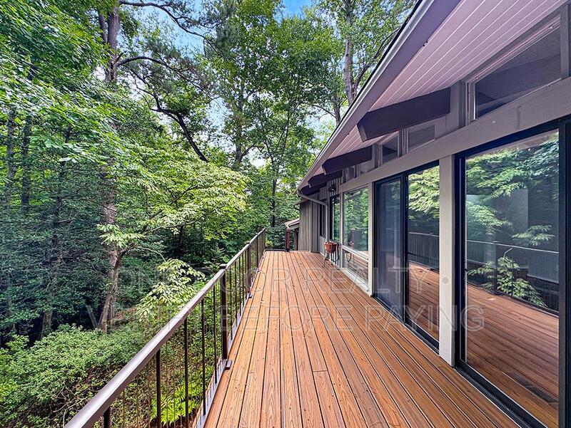 Private Rooms Near William & Mary | Individual or Group Leasing property image