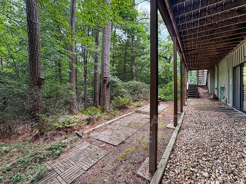 Private Rooms Near William & Mary | Individual or Group Leasing property image
