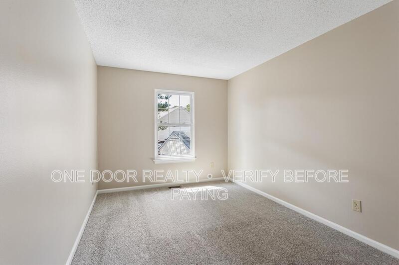 Spacious 3-Bedroom Home with Rear Deck & Wooded Setting property image