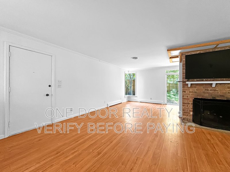 Private Rooms Near William & Mary | Individual or Group Leasing property image