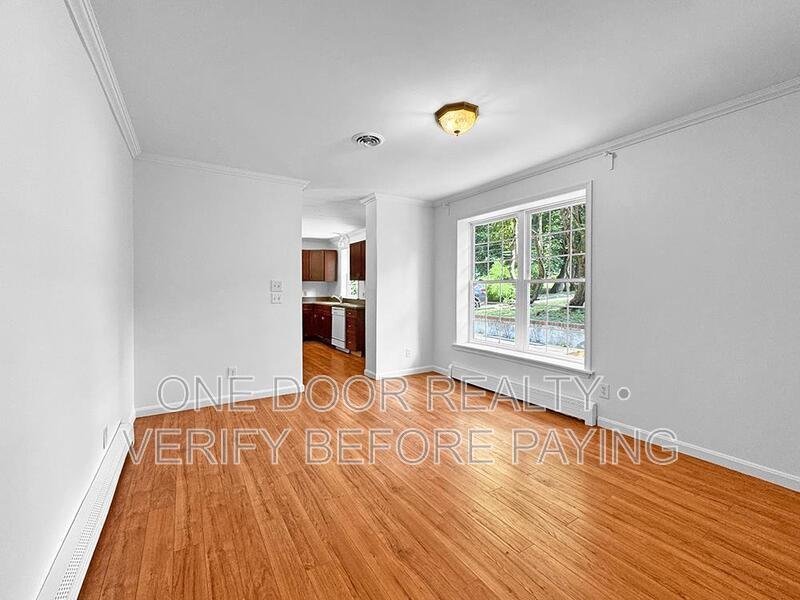 Private Rooms Near William & Mary | Individual or Group Leasing property image