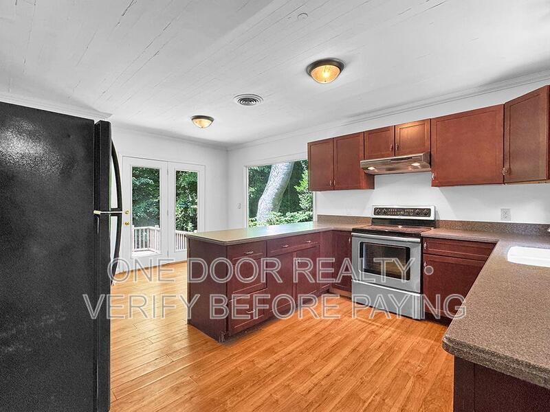 Private Rooms Near William & Mary | Individual or Group Leasing property image