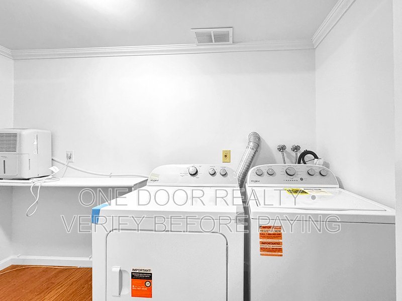 Private Rooms Near William & Mary | Individual or Group Leasing property image
