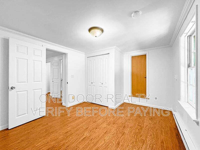 Private Rooms Near William & Mary | Individual or Group Leasing property image