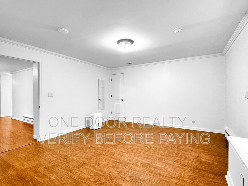 Private Rooms Near William & Mary | Individual or Group Leasing property image