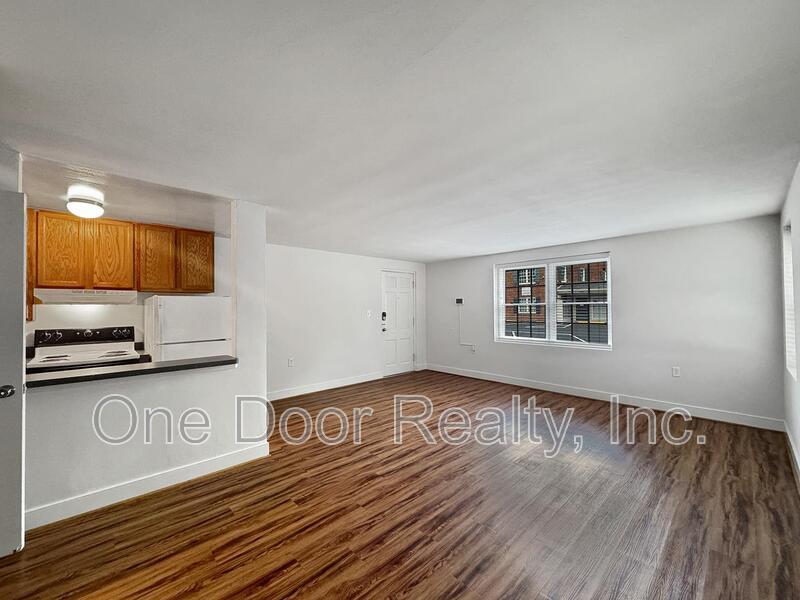 $1745 / 1 br / 1 ba / 585 sqft property image