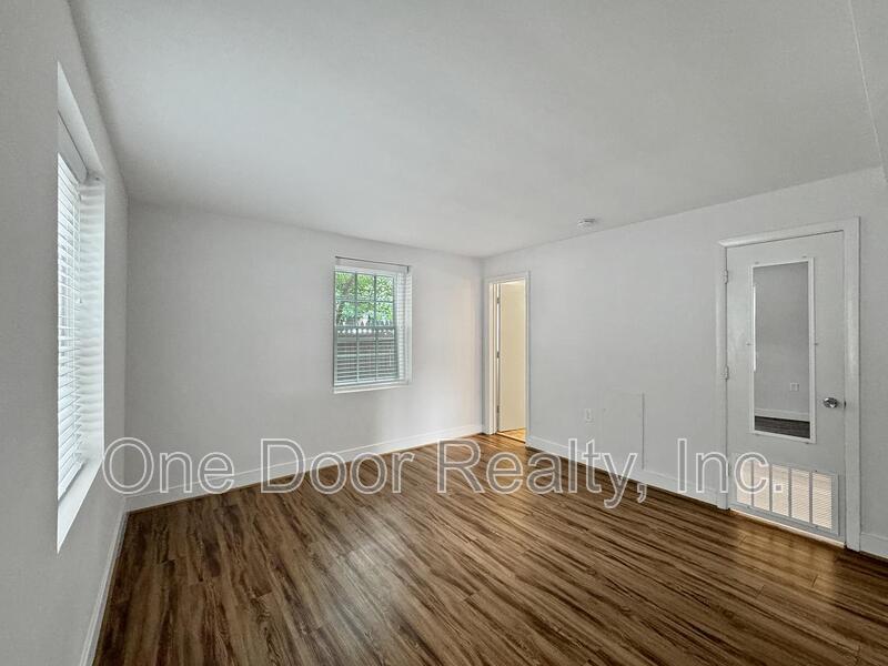 $1745 / 1 br / 1 ba / 585 sqft property image